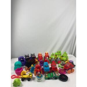 Lot of 30 Wendys Vintage Kids Meal Toys